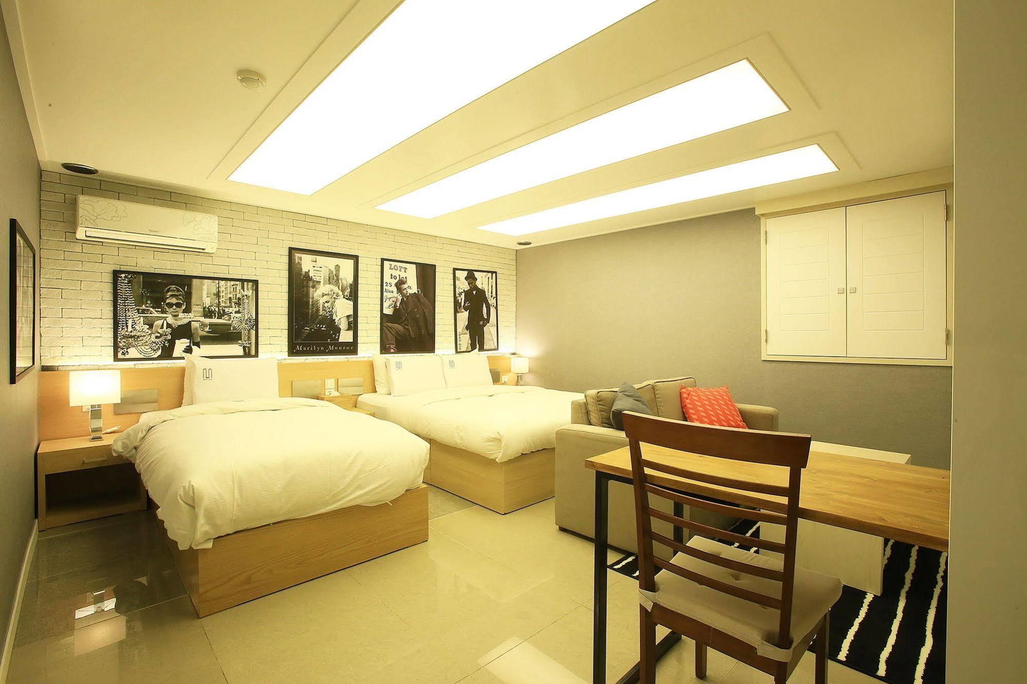Merdi Hotel Suwon Dış mekan fotoğraf